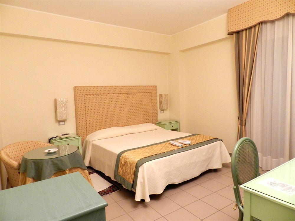 Hotel Il Mulino 카포오를란도 외부 사진