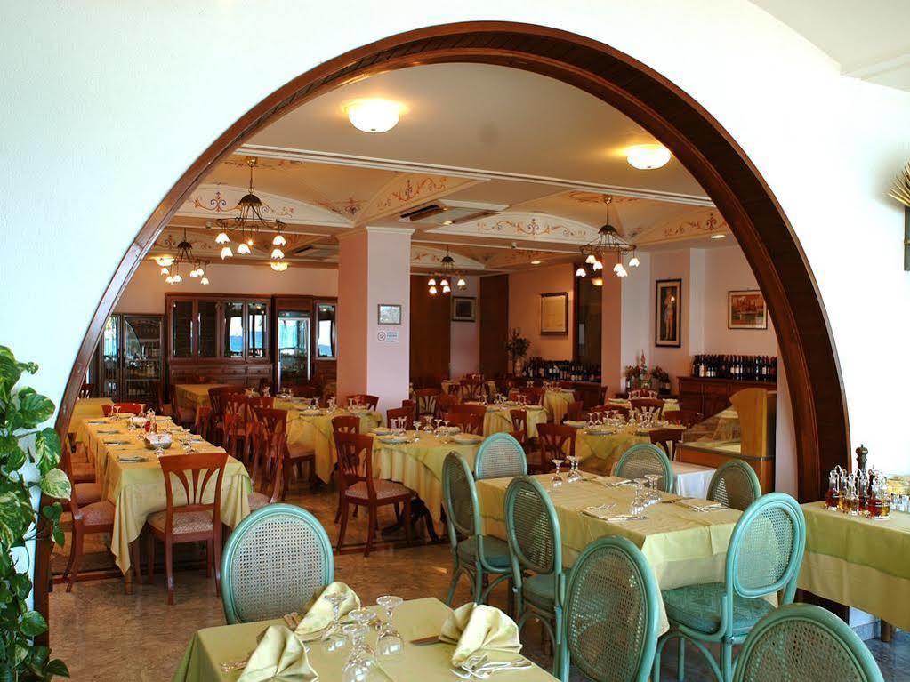 Hotel Il Mulino 카포오를란도 외부 사진